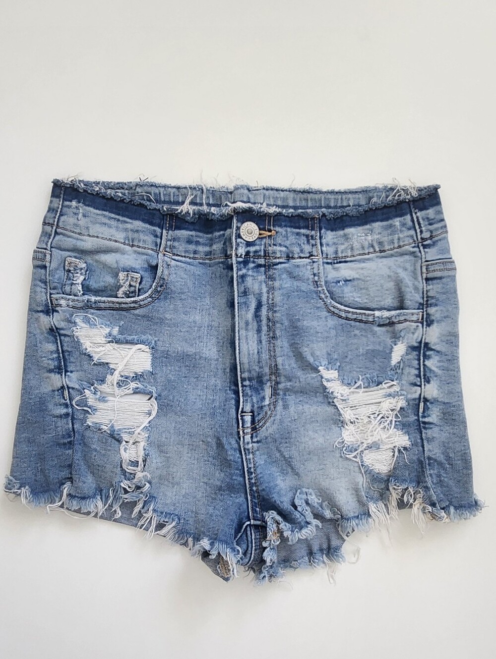 American Eagle Super Hi-Rise Shortie Distressed Denim Shorts Size 6